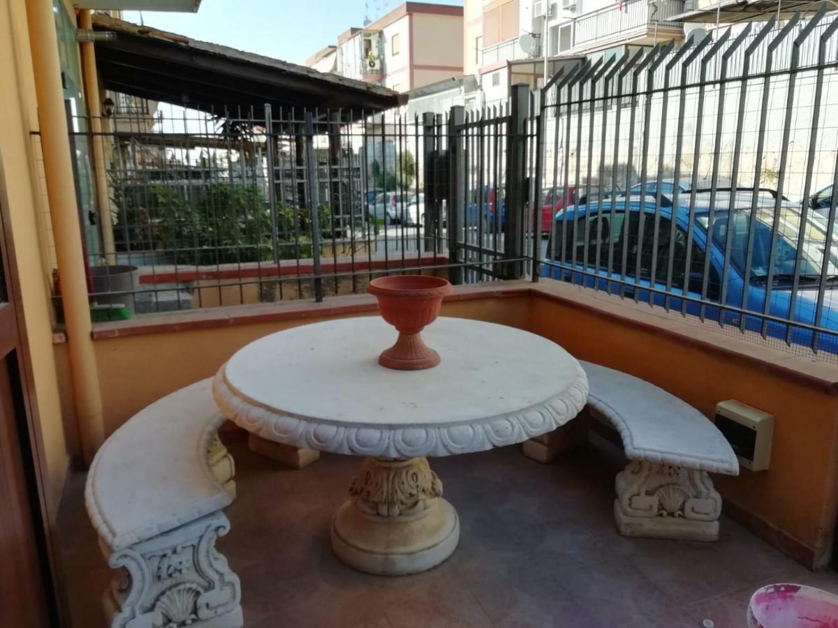 Casa Vacanze A Palermo Giusino 55-Holiday Home With Terrace Near Mondello Eksteriør bilde
